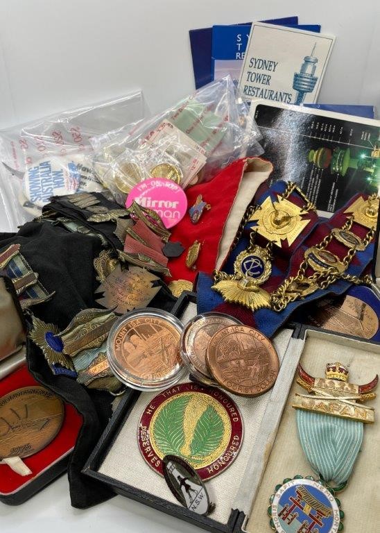 Approx. 54 x Asstd AU Commemorative Medals, Badges & Pins c. 1900s