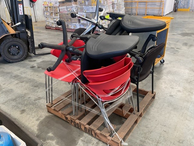 <p>Approximately 11 Assorted Chairs</p>