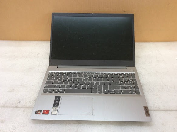 LENOVO IDEAPAD SLIM3 Laptop AMD RYZEN 3 3250U 8GBRAM/128GB