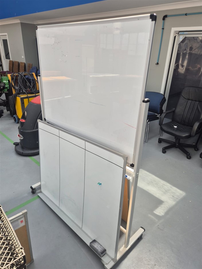 2 White Boards & Peg Board