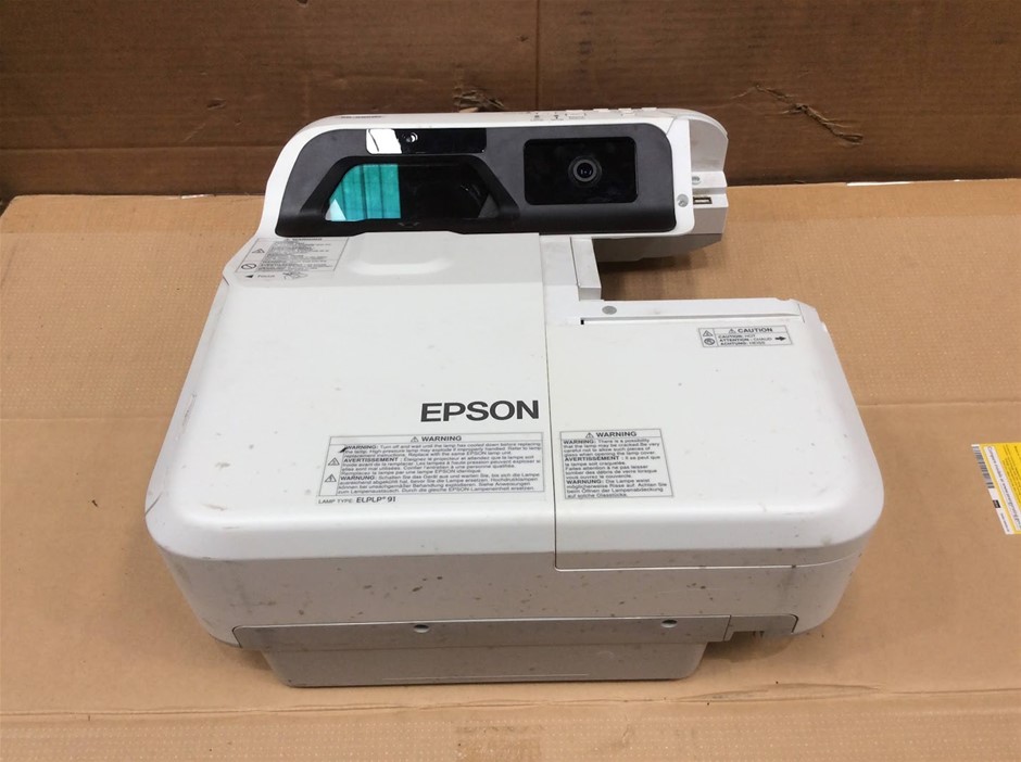 Epson EB-695Wi LCD Projector