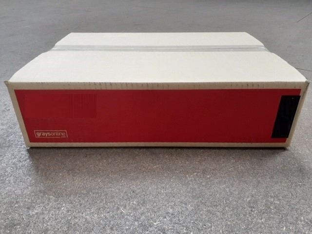 SEALY Fortech Queen Airbed with Inbuilt Pump. NB: Pump is working. Dusty fr