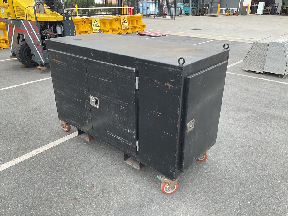 <p>Industrial Storage Unit</p>