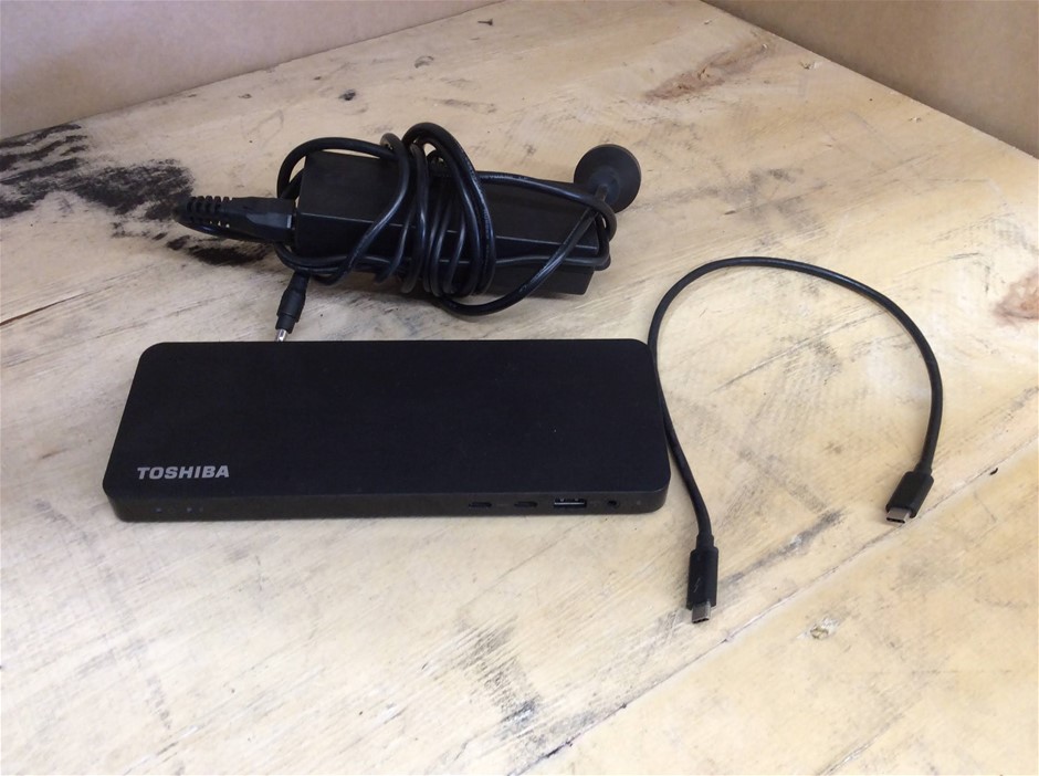 Toshiba Thunderbolt 3 Dock with A16-100P1A AC/DC Power Adapter