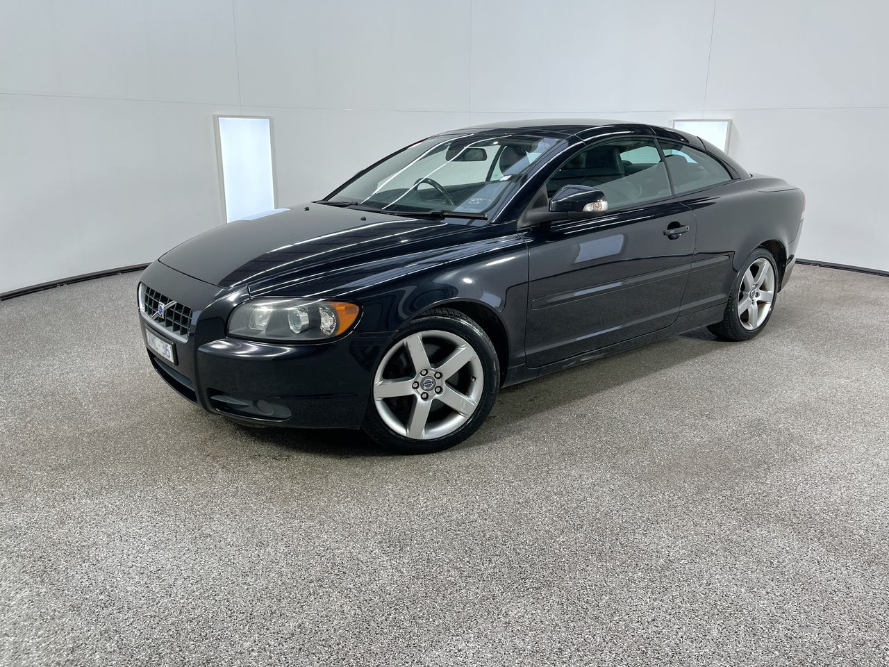 2009 Volvo C70 LE Automatic Coupe