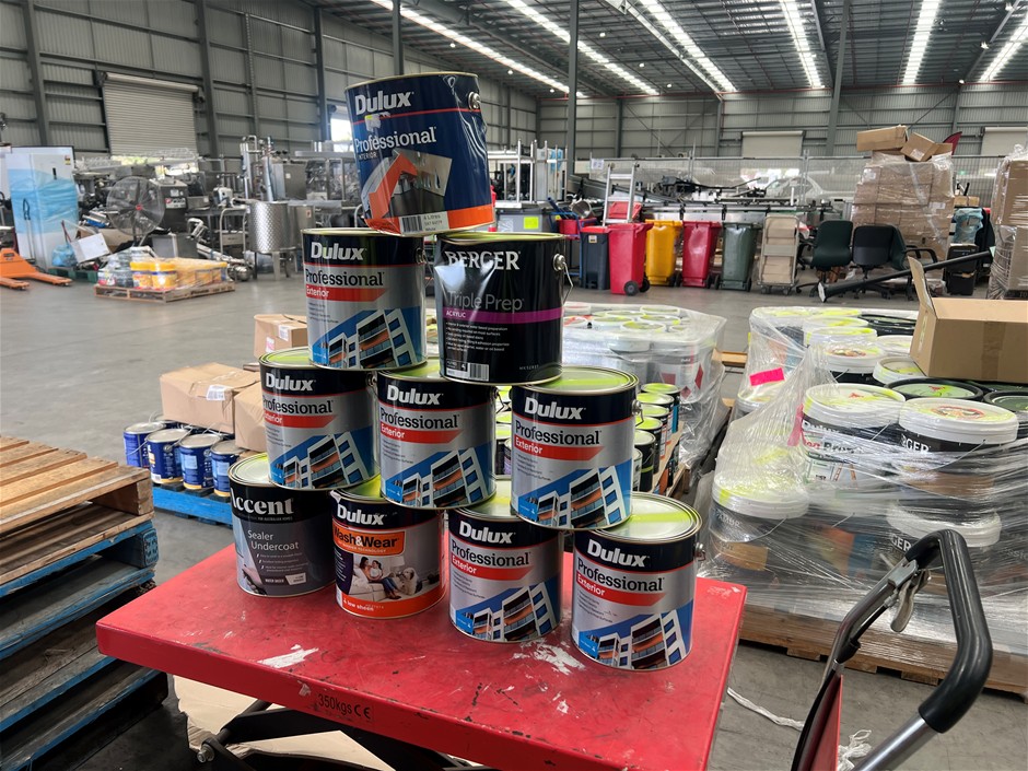 Assorted 4L Tins of Paint