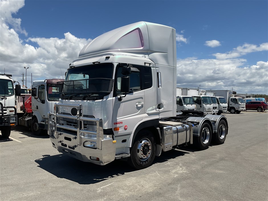2009 Nissan UD 6 x 4 Prime Mover Truck