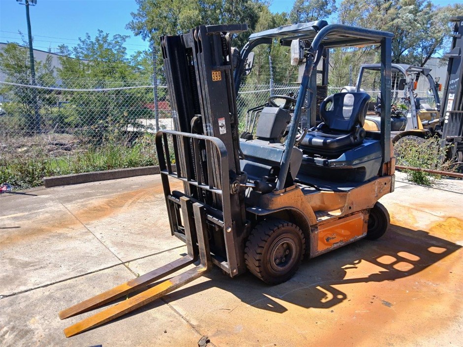 <p>Toyota 7FB18 Counterbalance Forklift</p>