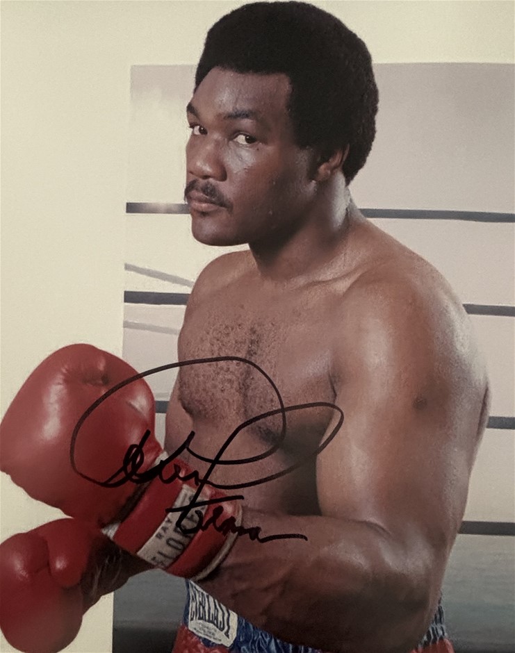 GEORGE FOREMAN SIGNED COLOUR PHOTOGRAPH Auction (0029-2579453) | Grays ...