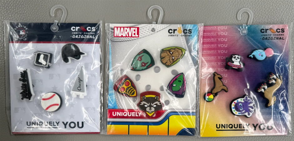 Assorted Crocs Jibbitz: Sport Shoe Charms, MLB Chicago White Sox x Disney S