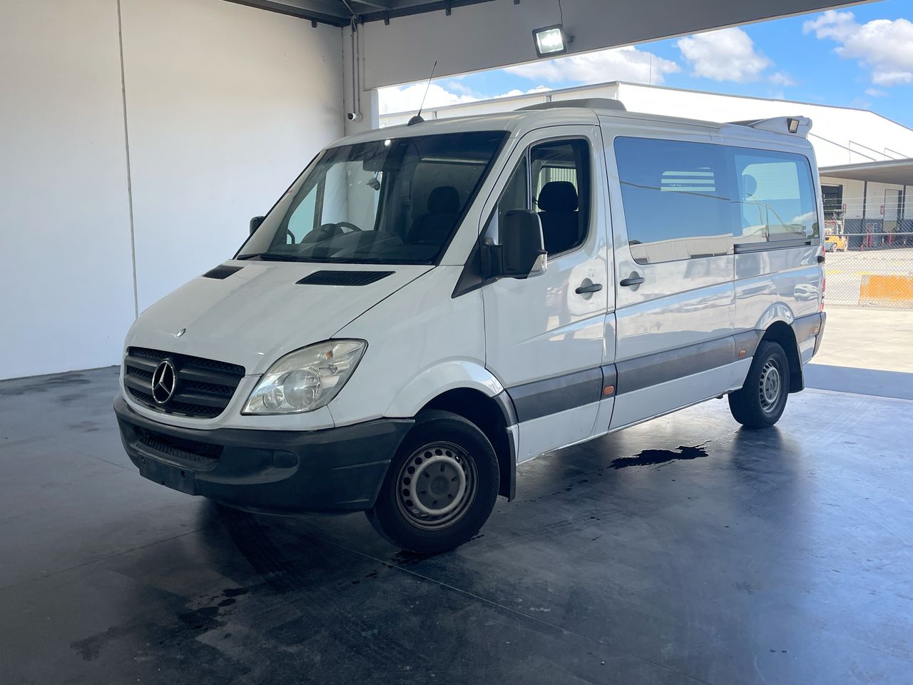 Mercedes Benz Sprinter 316 CDI MWB L/ROOF Turbo Diesel Auto