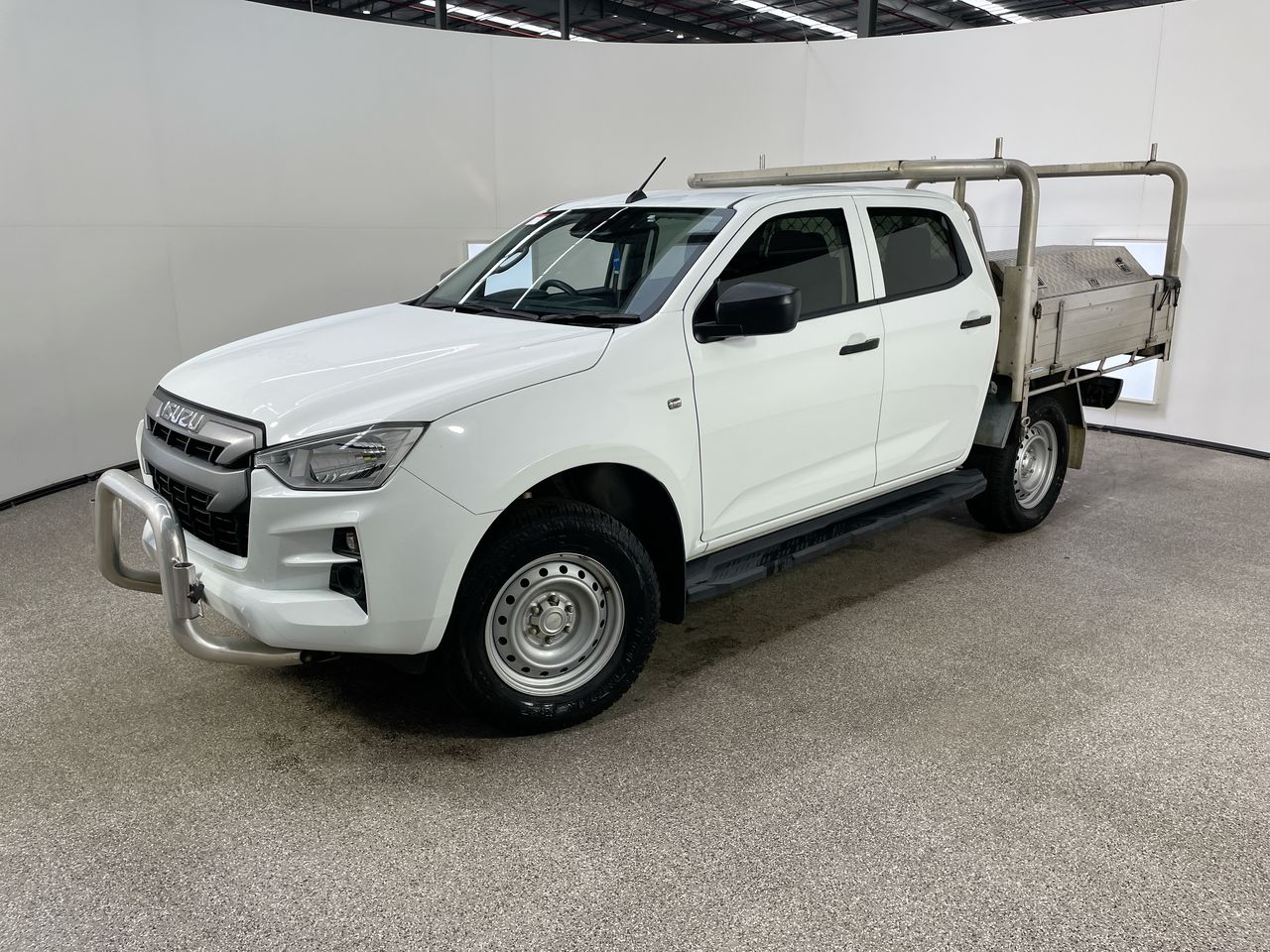 2022 Isuzu D-MAX 4X2 SX TD Automatic Crew Cab Chassis