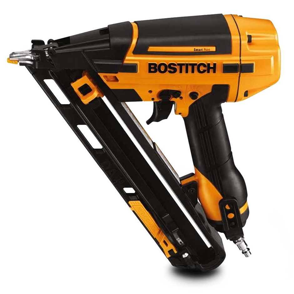BOSTITCH 15Ga Pneumatic Bradder Finish Nailer in Blow Mould Case. NB: Has b