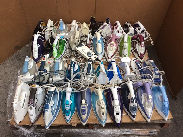 Tefal Mixed Brand and Model Steam Irons (Lot of 40)