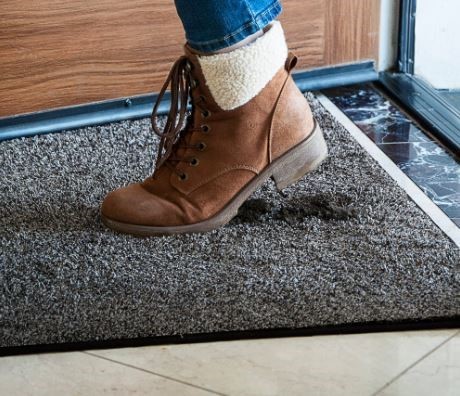 2 x TREK N CLEAN Microfibre Door Mat, 76.2cm x 101.6cm, Black/White.