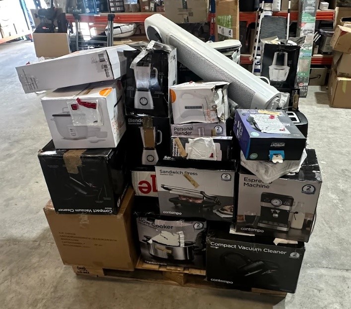 Approx. 47 x Household Appliances/Electronics, comprising: Espresso Machine
