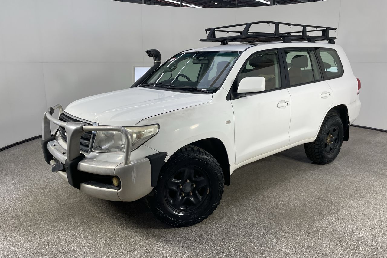 2011 Toyota Landcruiser GXL UZJ200R Automatic 8 Seats Wagon