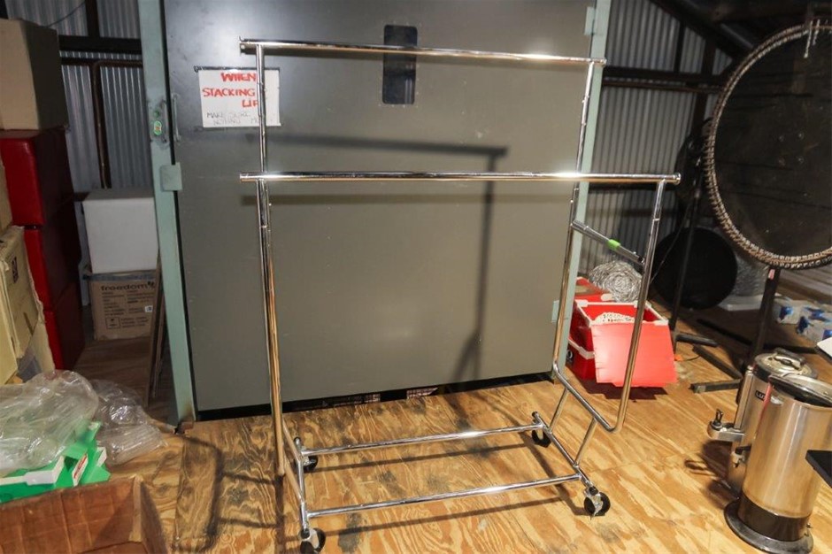 Mobile Clothes Hand Rack