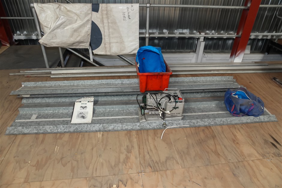 Triad Hot Wedge High Frequency Welder
