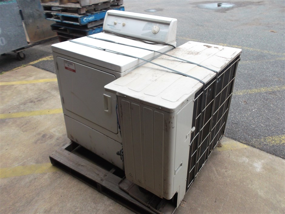 <p>Ex Mine Site salvage outdoor air conditioning unit & dryer</p>