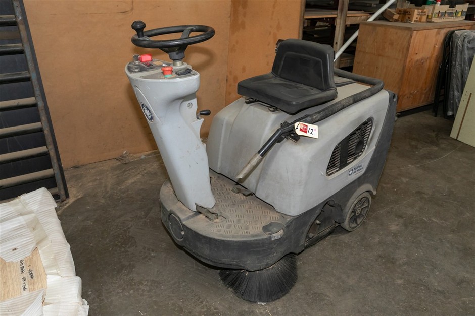 Nilfisk Advance SR 1000S Petrol Ride On Floor Sweeper