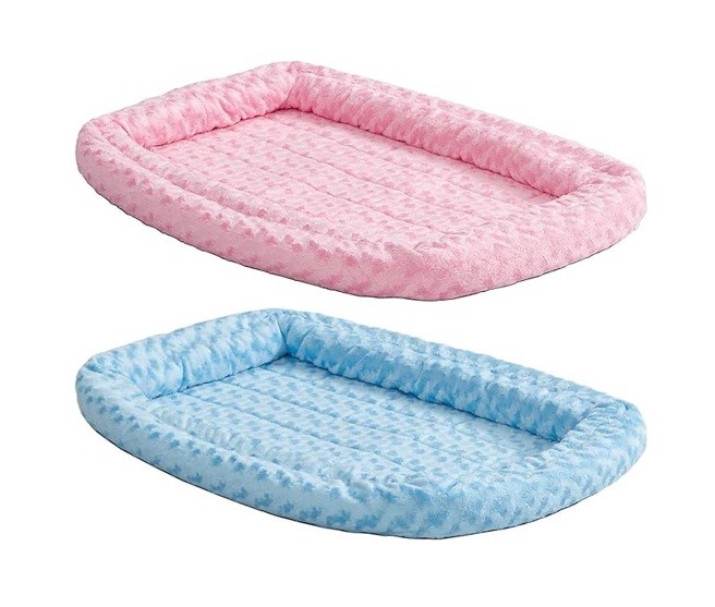 Pet Bed Bundle Consists of: 1 x MidWest Homes for Pets Double Bolster Pet B