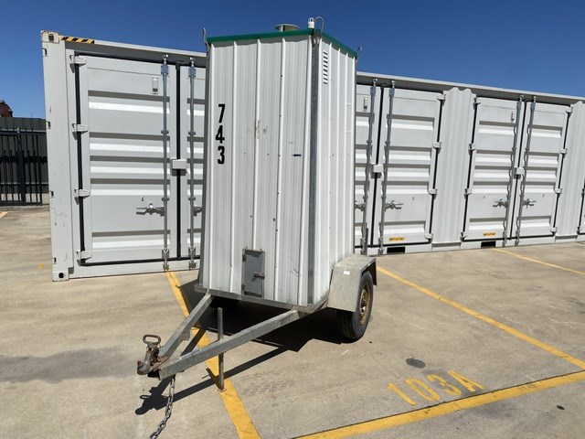 <p>2012 Chem Loo Trailer Mounted Toilet</p>