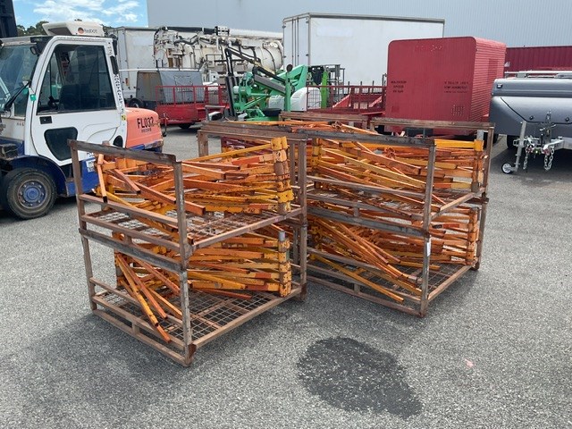 <p>6x Steel Crate of A-frame Barricade Legs</p>