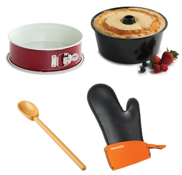 4 x Assorted Baking Products Including NORPOR Nonstick Angel Food Cake Pan,
