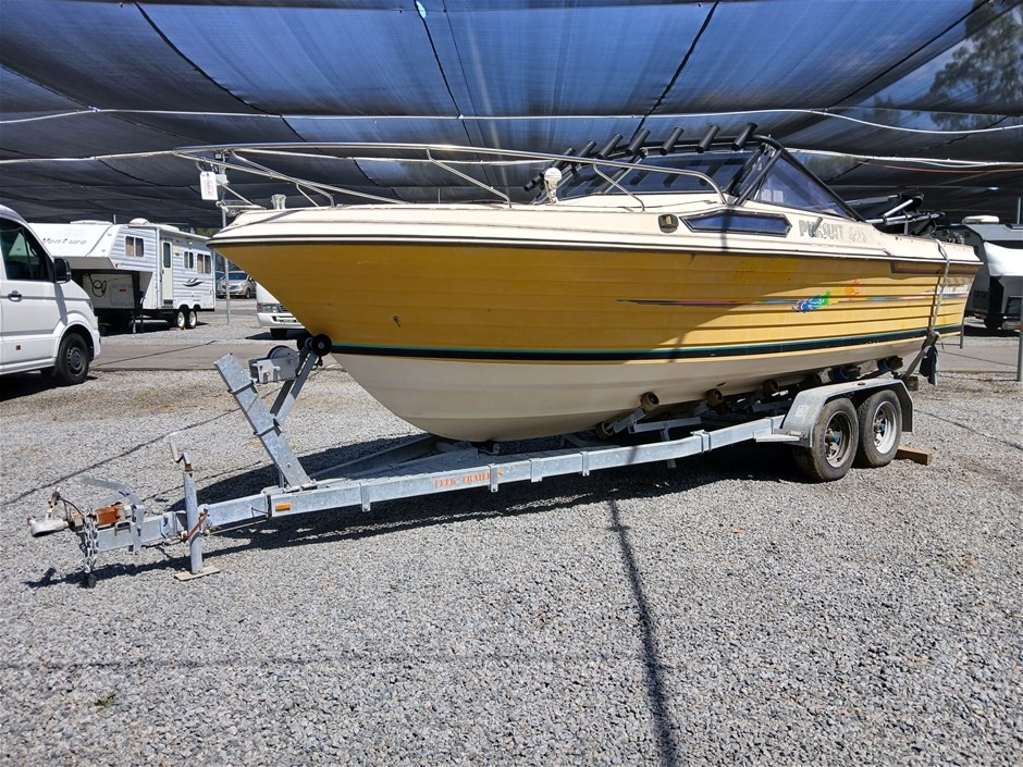 Cruise Craft Power Boat