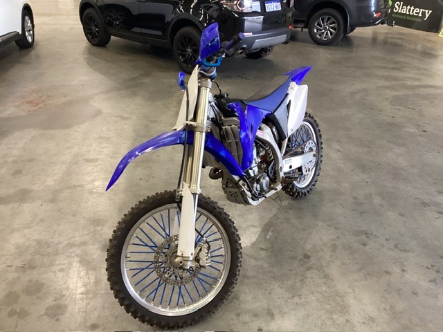 <p>Yamaha Off Road Motorcycle</p>