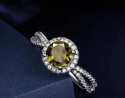 1.0ct Olive Green stones 925 Sterling Silver Ring (s925)-Adjustable