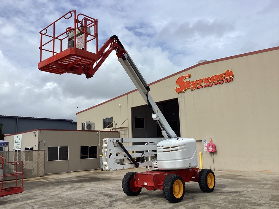 <p>2015 Skyjack SJ51AJ Knuckle Boom Lift</p>