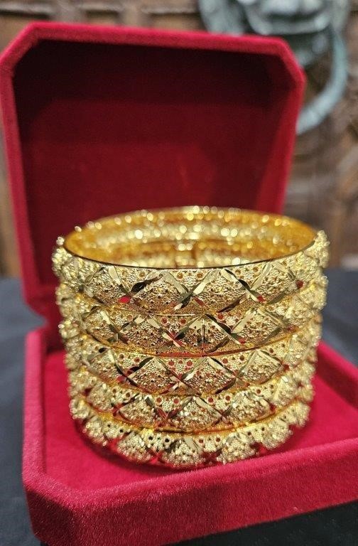 6pcs x 22K/ITALY Triple Yellow Gold Plated Bangles with stamps