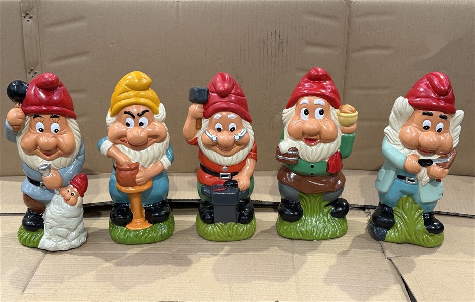 Garden Gnomes 5pc set, hand painted terracotta, 30cm high Brand NEW