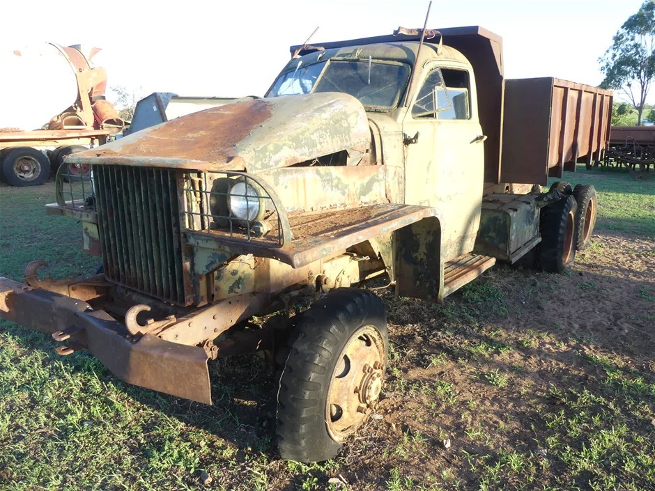 Circa 1945 Studebaker US6 Tipper Truck (Vintage)