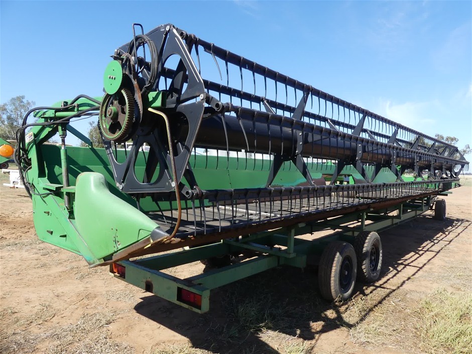 John Deere 936D Header Front (Draper) 32 Ft