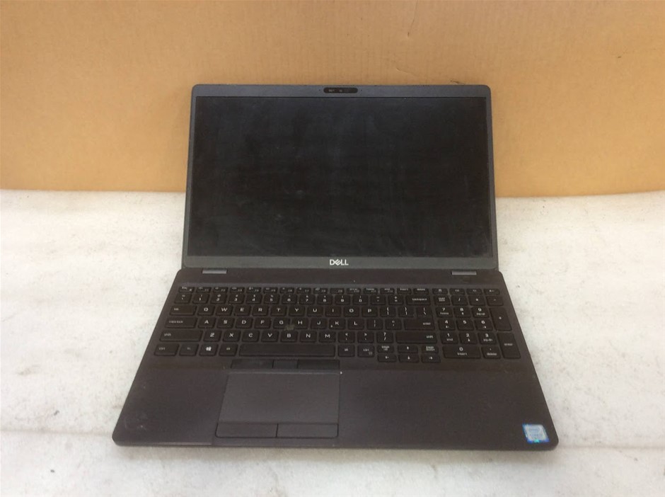Dell Latitude 5500 Laptop i5 8365U 4GBRAM 256GB Black