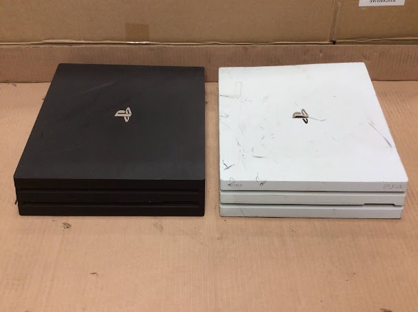 Sony PlayStation 4 Mixed Model Console (Lot of 2)