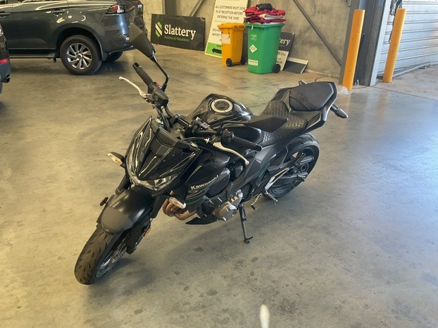 <p>2015 Kawasaki  ZB800B Motorcycle</p>