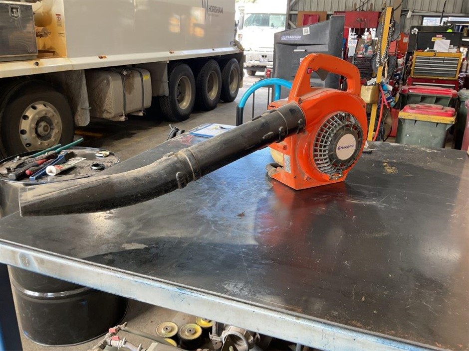 Husqvarna Blower