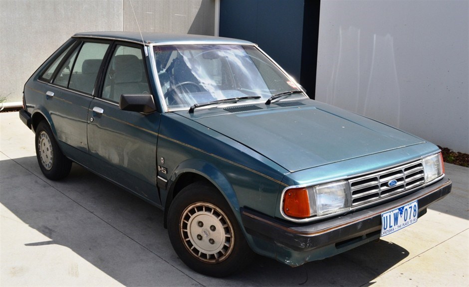 1985 ford laser