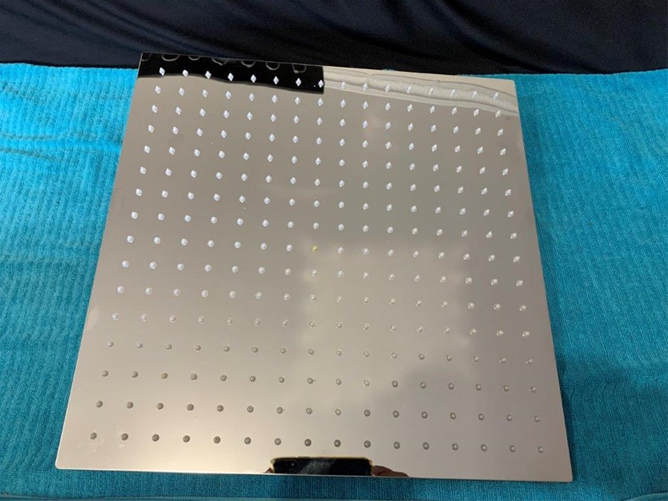 New in Box 400mm Square Shower Head, Weight Appx. 4kg