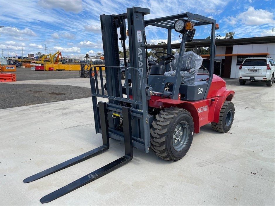 3 Ton All Terrain Forklift (Unused)