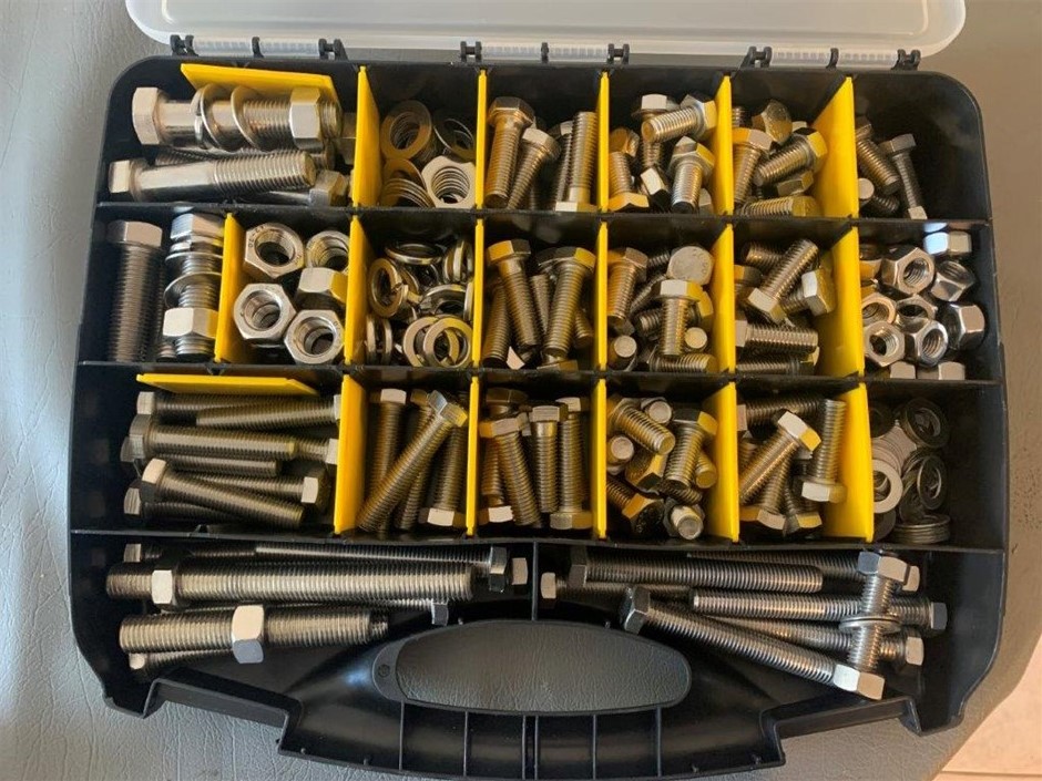 Quality Medium Size Carry Case with SS Bolts, Nut & Washers