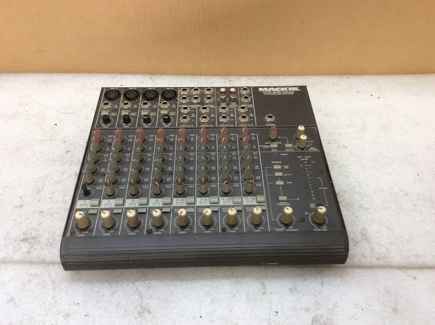 Mackie 1202-VLZ 12-Channel Compact Mixer