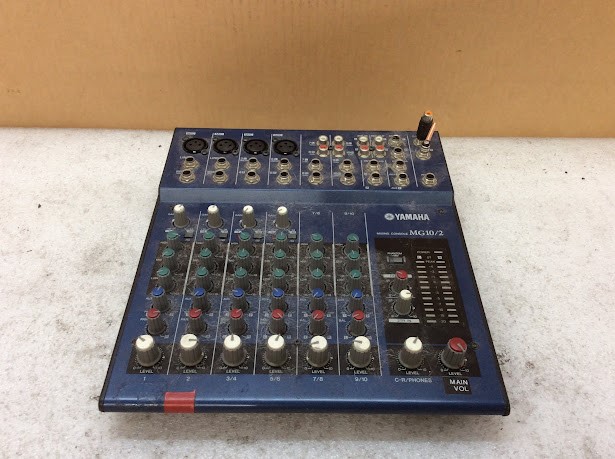 Yamaha MG10/2 Mixing Console