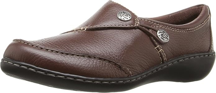 CLARKS Women's Ashland Lane Q Slip-On Loafer, Redwood, Size US 9 / UK 6.5 (