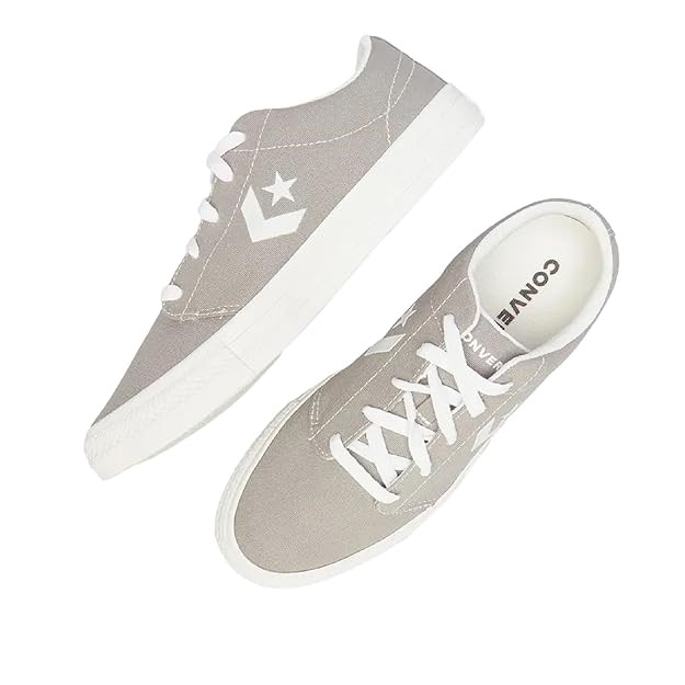 Converse Unisex Day One Classic Low Top Sneaker. M8/9.5W