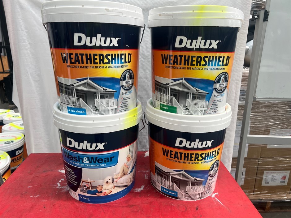 Assorted 15Lt Tubs of Paint